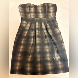 2016-coded cat's eye colored party dress